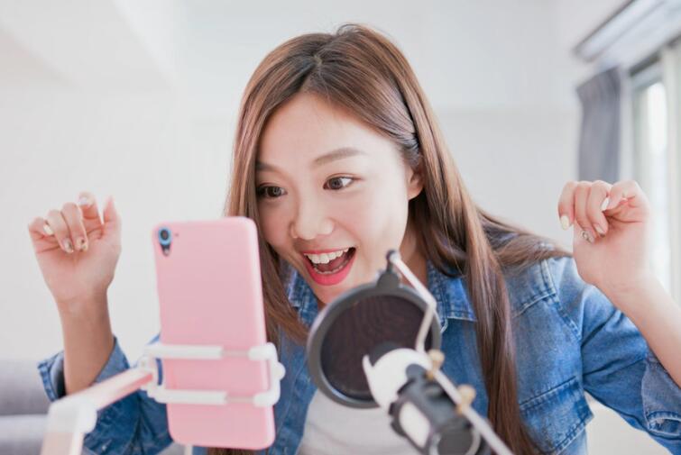 对主播最暖心的话