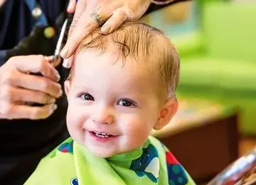 孩子第一次剃头发的说说文案