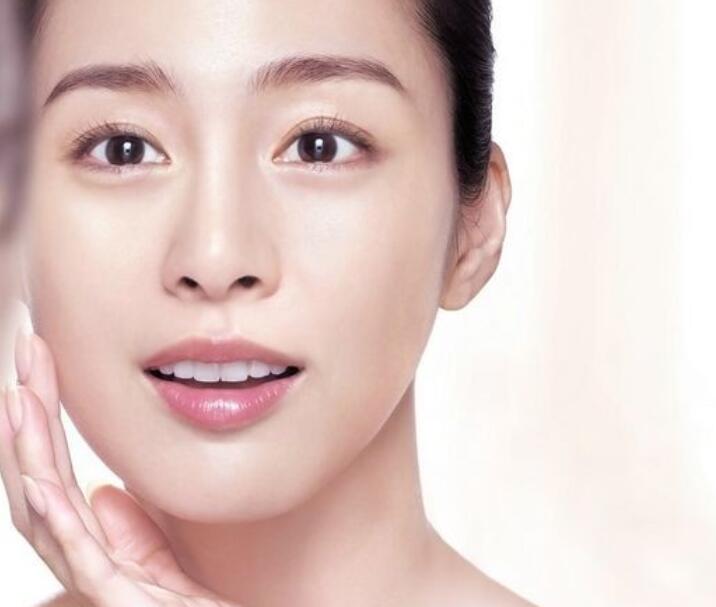 形容皮肤好的词语