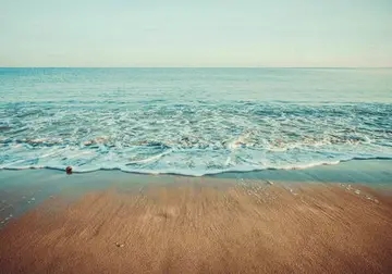 看大海的说说文案发朋友圈