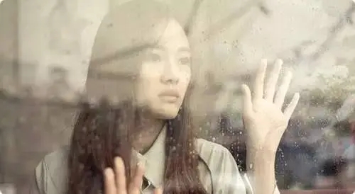 对失去的东西表示惋惜的诗句文案