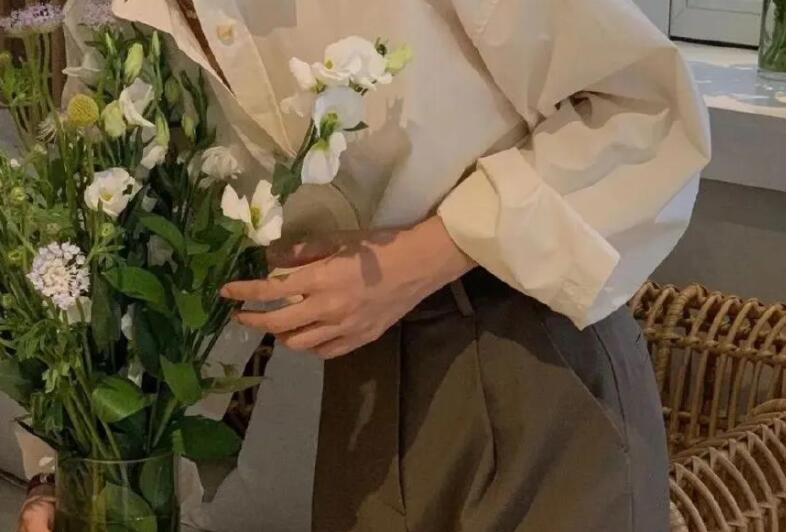 成熟简短有深度的句子文案