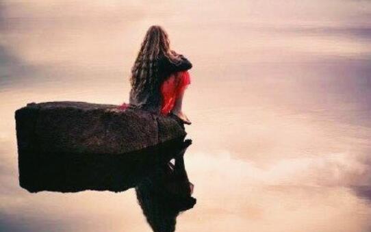 一个人挺好的霸气说说文案