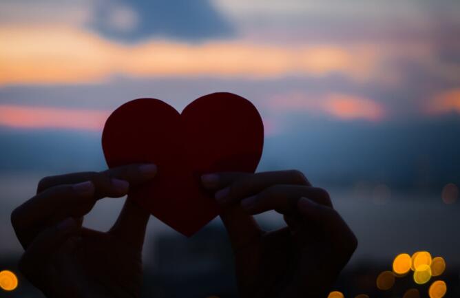 给老婆暖心话十字短句