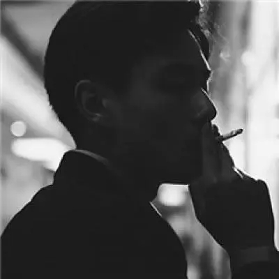 形容男人霸气高冷的句子文案