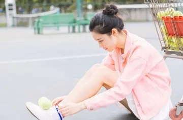 闺蜜吃饭发朋友圈的话