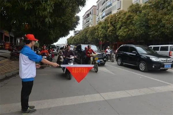 乐于助人的句子文案