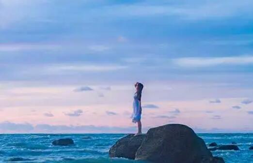 去海边玩朋友圈怎么发