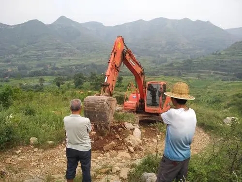 描写农村修路的句子文案