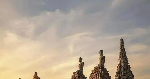 内心无比的痛苦的句子文案