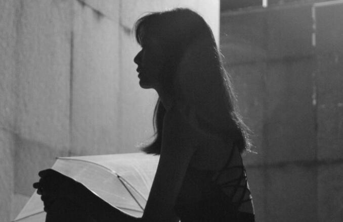 伤心欲绝的句子文案