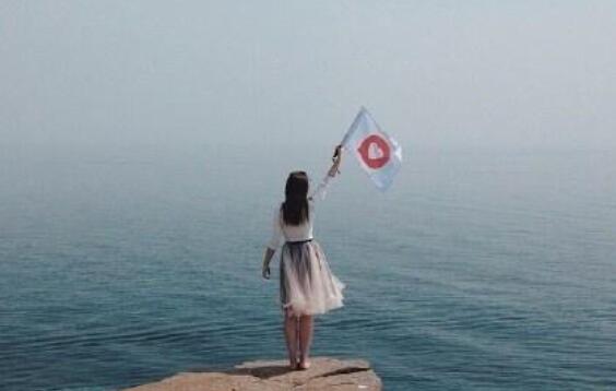 形容一个人说话有内涵的句子文案