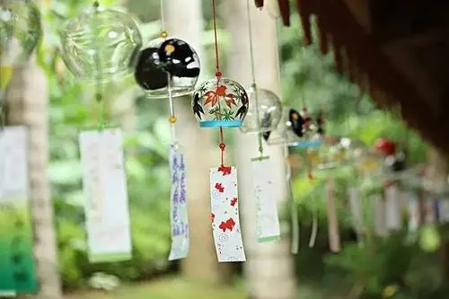 关于描写风铃外貌的唯美句子文案