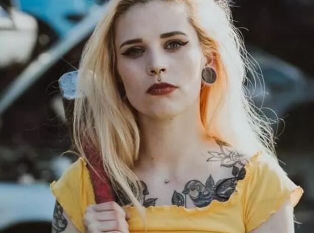 情侣纹身英文短句爱情