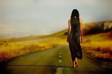 受爱情所伤的句子文案