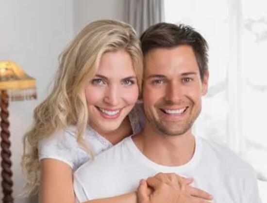 赞美男人的句子文案带幽默