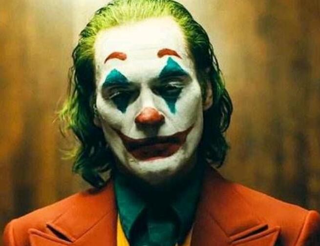 感觉自己堕落了的说说文案