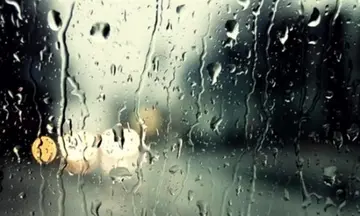 下雨天的心情经典句子文案