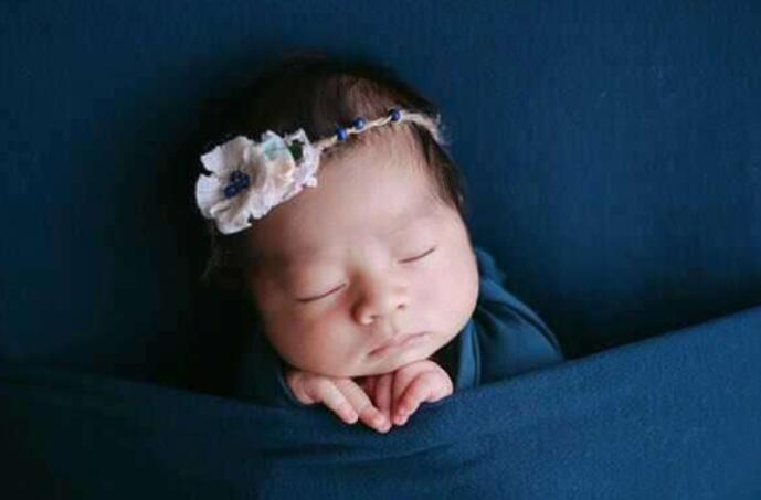 夸小宝宝可爱的话语