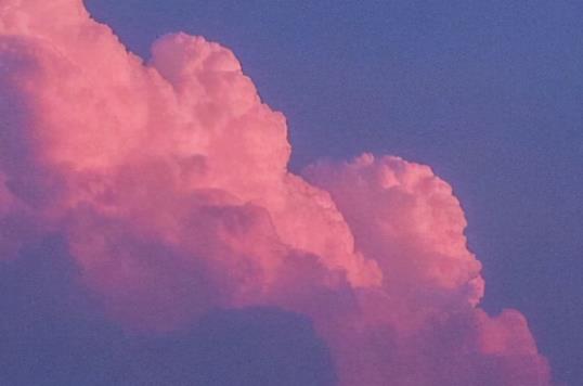 幽默低调炫富的句子文案