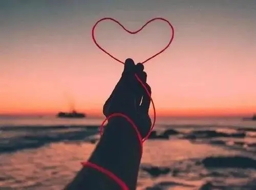 你不值得我对你好的句子文案