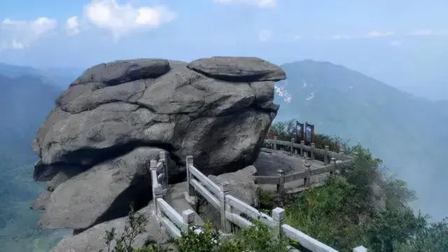 描写衡山的古诗