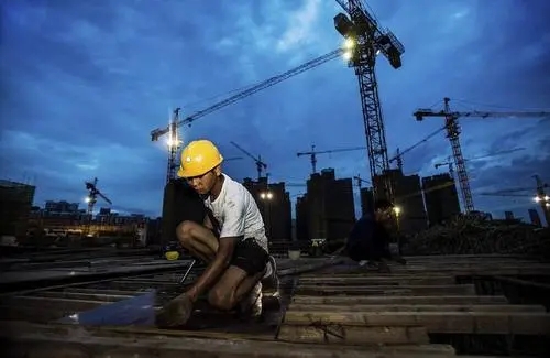 工地感慨说说文案