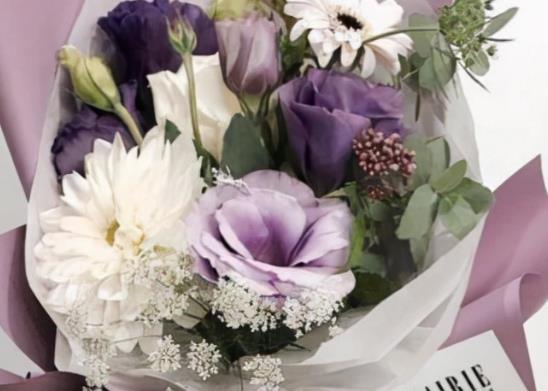 跟女朋友说的甜甜的情话文案