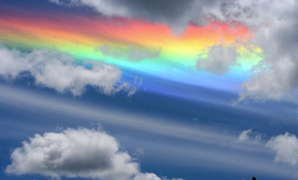 关于云的哲理句子文案简短