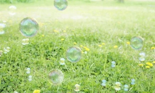 零零后朋友圈说说文案