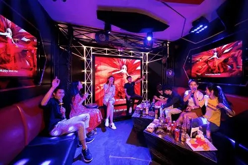 适合在ktv发朋友圈的说说文案