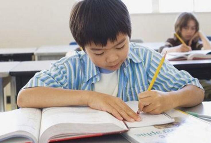 鼓励孩子健康成长的短语