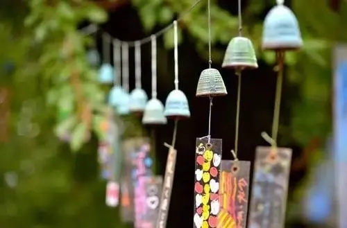 关于描写风铃外貌的唯美句子文案