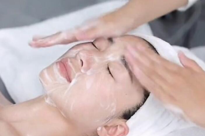 美容护肤的句子文案