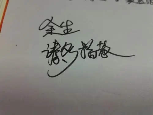 回想往事心痛的句子文案