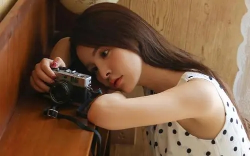 宅女的朋友圈说说文案