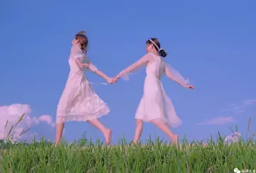 发朋友圈文案闺蜜