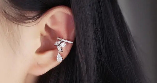 夸赞耳环好看的句子文案