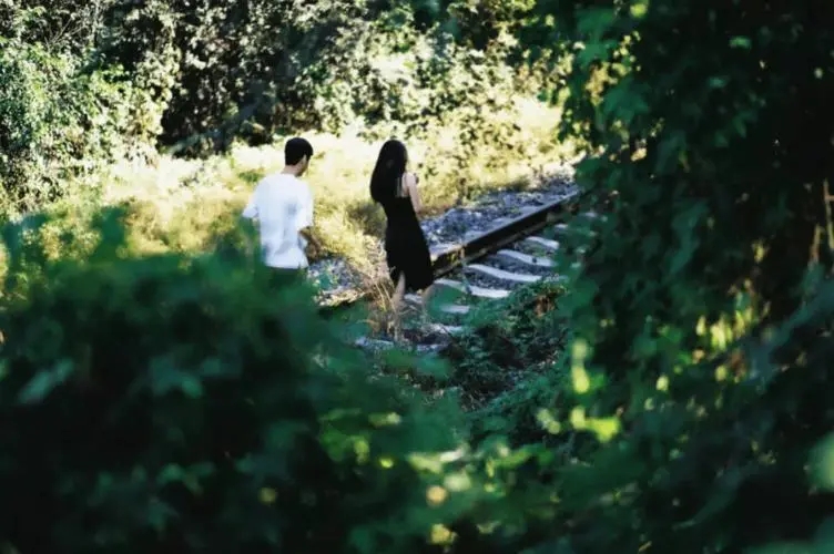 女朋友心烦哄开心的话