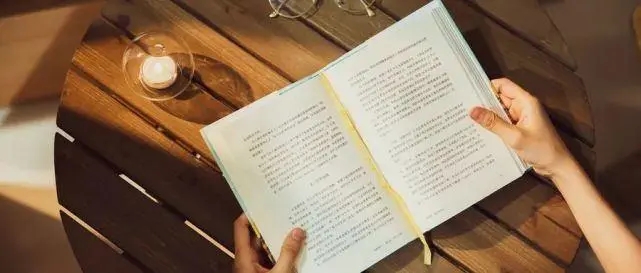 侧面描写的句子文案摘抄