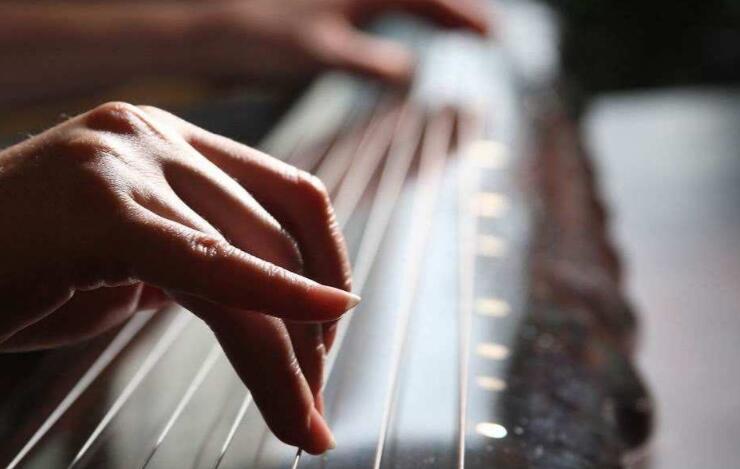 形容歌声好听的古诗词