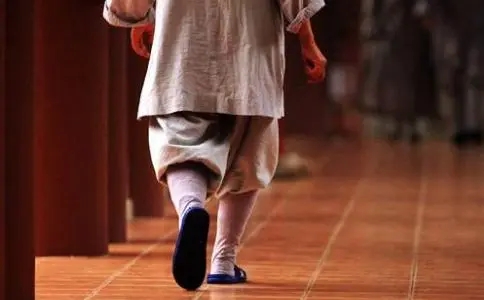 女人想出家的经典说说文案