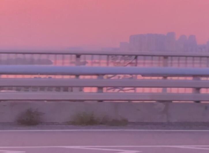 夏日买衣服小清新文案