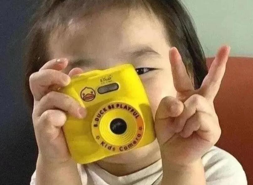 晒与闺女照片的句子文案