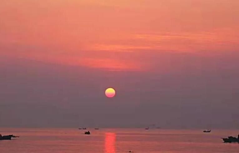 海上日出描写日出景象的句子文案