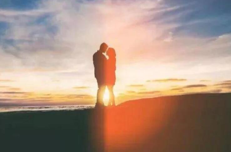 关于爱情小清新简短句子文案