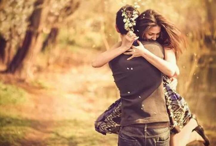 写给女朋友文艺的暖心短句