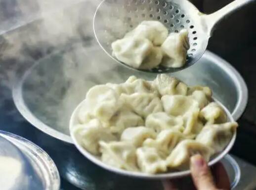 形容饺子好吃唯美句子文案