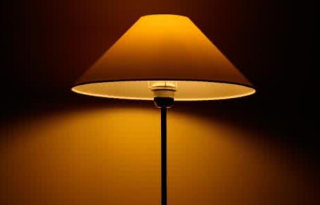 一盏灯的美好句子文案