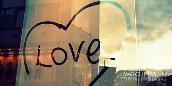 形容绝美爱情的句子文案